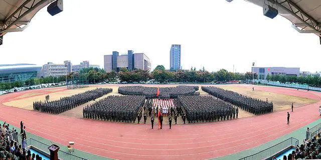 哪里可以找到适合篮球运动员的放松方法?_0